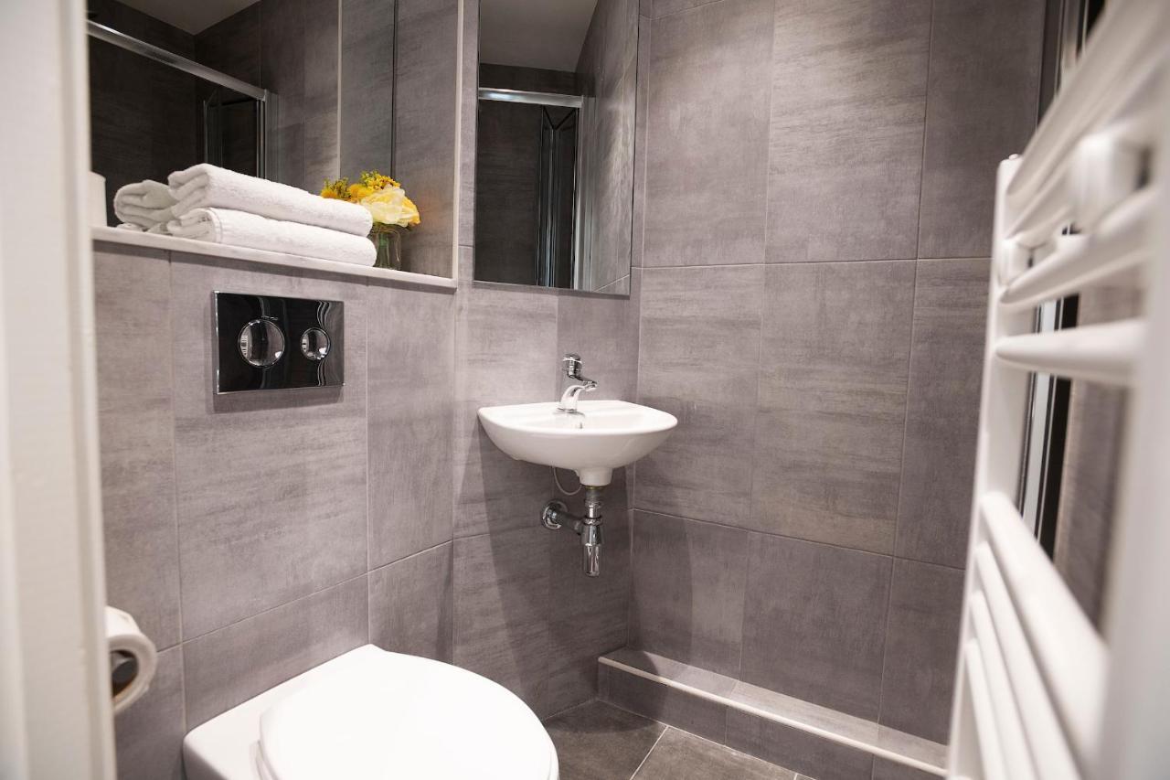 Goldcrest Village Apartments University Of Galway Esterno foto